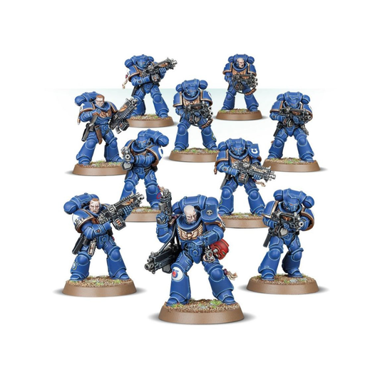 Warhammer 40k Primaris Intercessors Set Box und bemalte Space Marines Infanterieeinheiten mit Boltern und blauer Rüstung